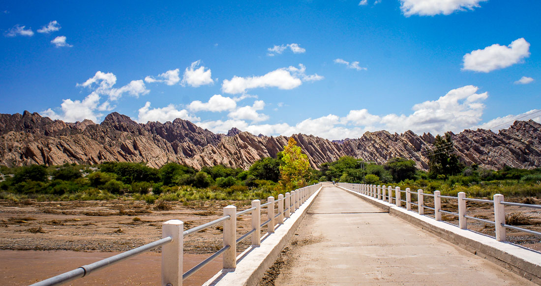 Bridge approaching Quebrada de las Flechas