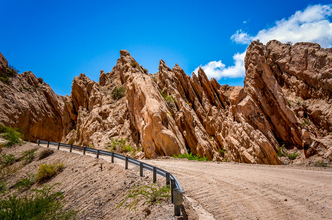 Quebrada de las Flechas curvy road