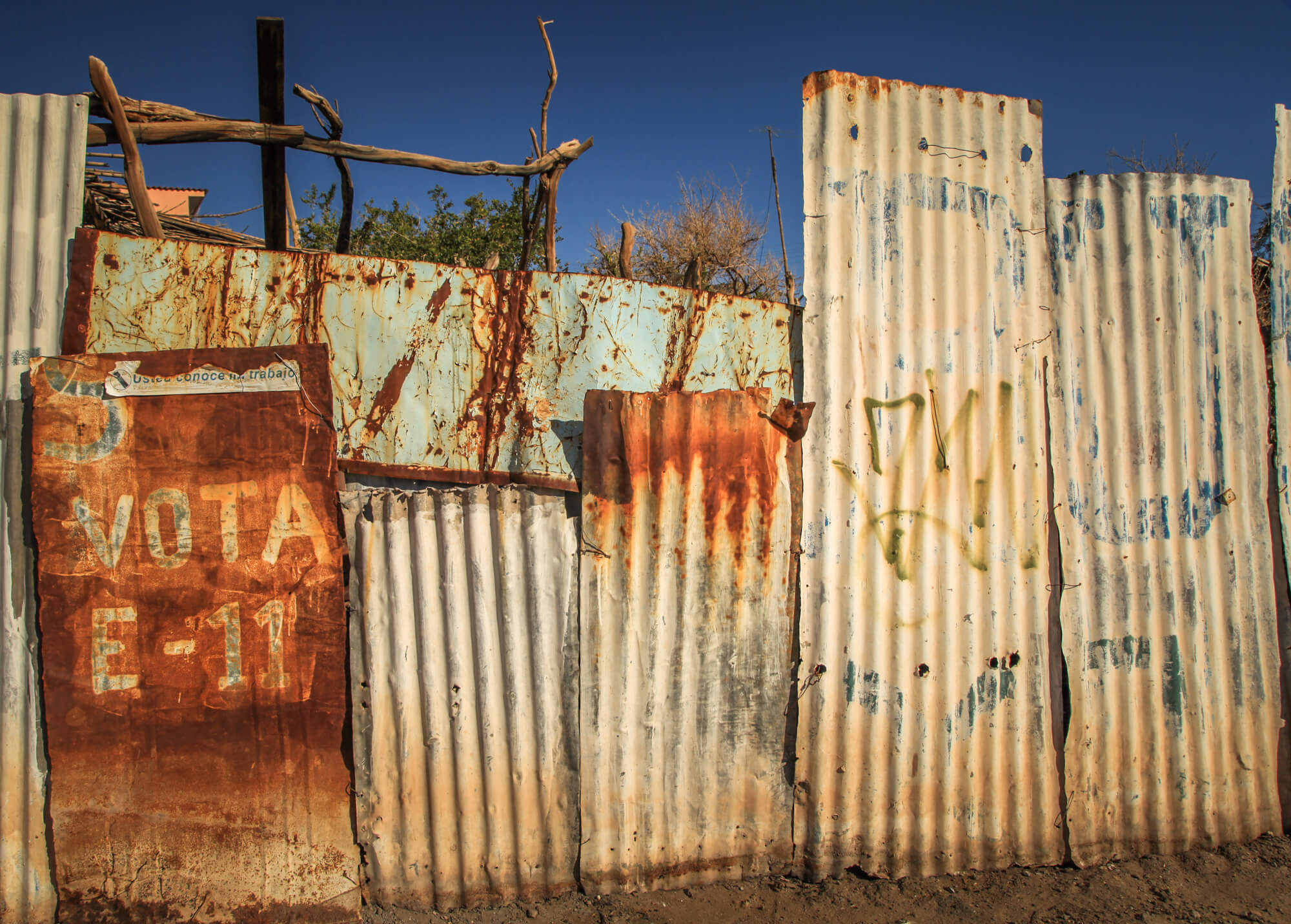 rusty wall San Pedro de Atacama Taconao 