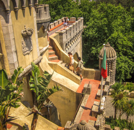 PENA PALACE–A FAIRYTALE CASTLE OUTSIDE LISBON