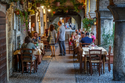Verona restaurant under arches