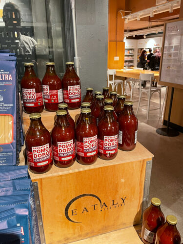 Eataly Turin display