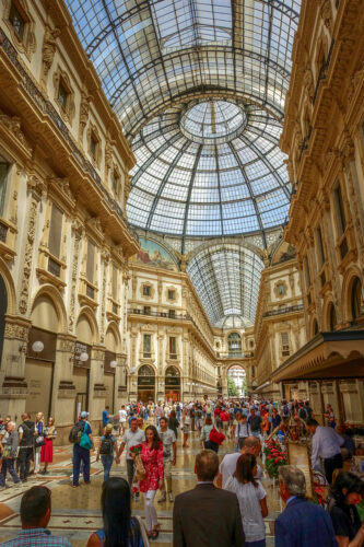 shoppers in Galleria Vittorio Emanuele II
