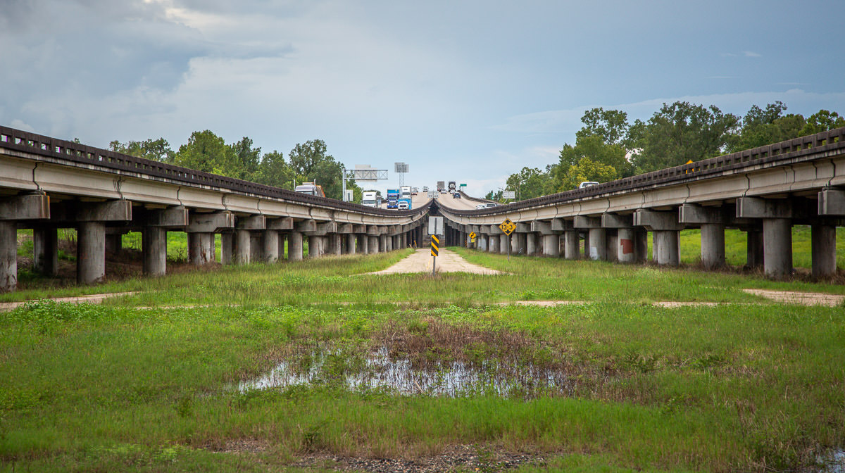 Atchafalaya Basin Bridge pull off area