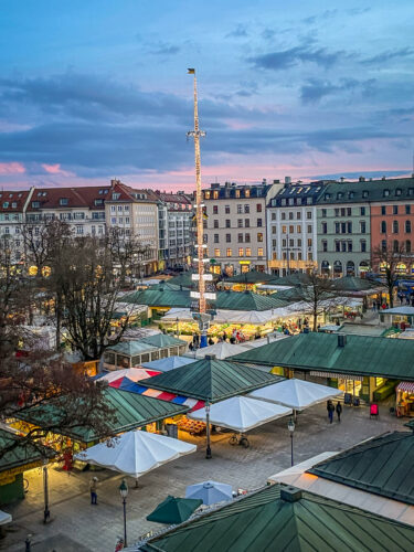 Viktualienmarkt pole