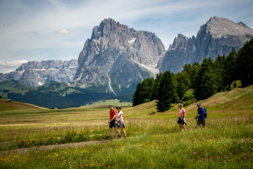 hikers Seiser Alm