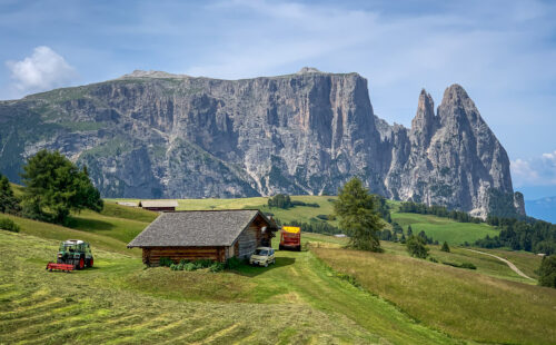 Seiser Alm/Alpe di Siusi hay barn and mountains