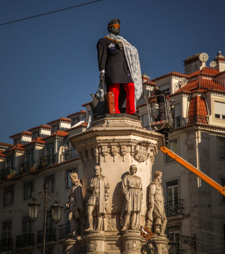 Bairrio Alto statue