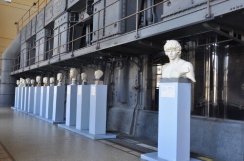 Centrale Montemartini statues machinery