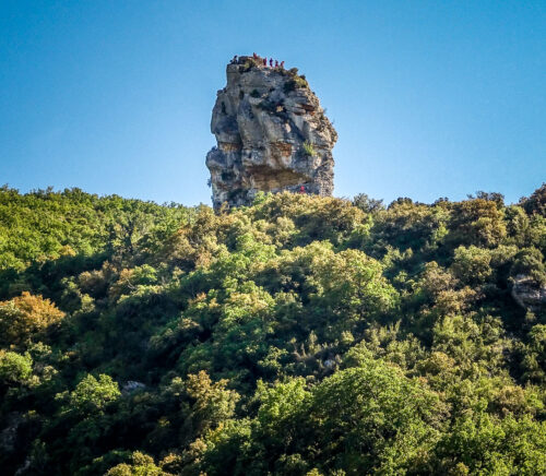 pinnacle rock Fort de Buoux