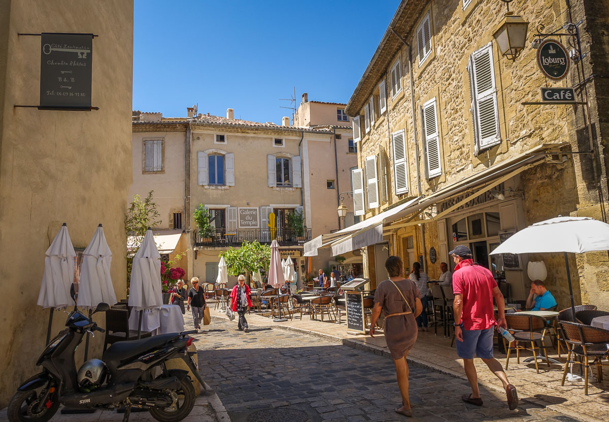 Lourmarin main street