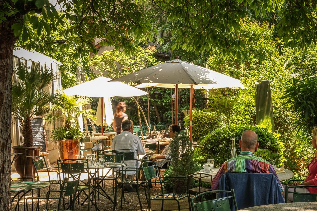 Le Jardin du Quai outdoor dining best