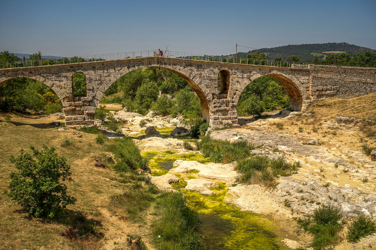 Pont Julien roman bridge Provence