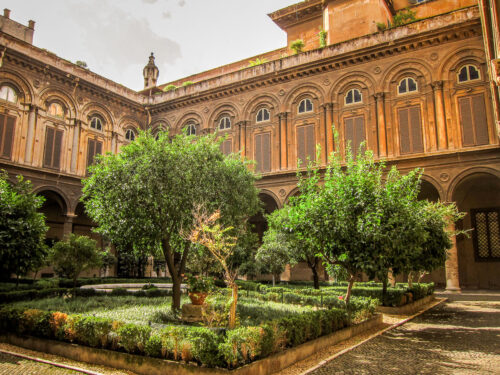 Palazzo Doria Pamphilj inner courtyard