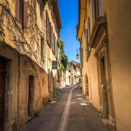 Lourmarin shopping street