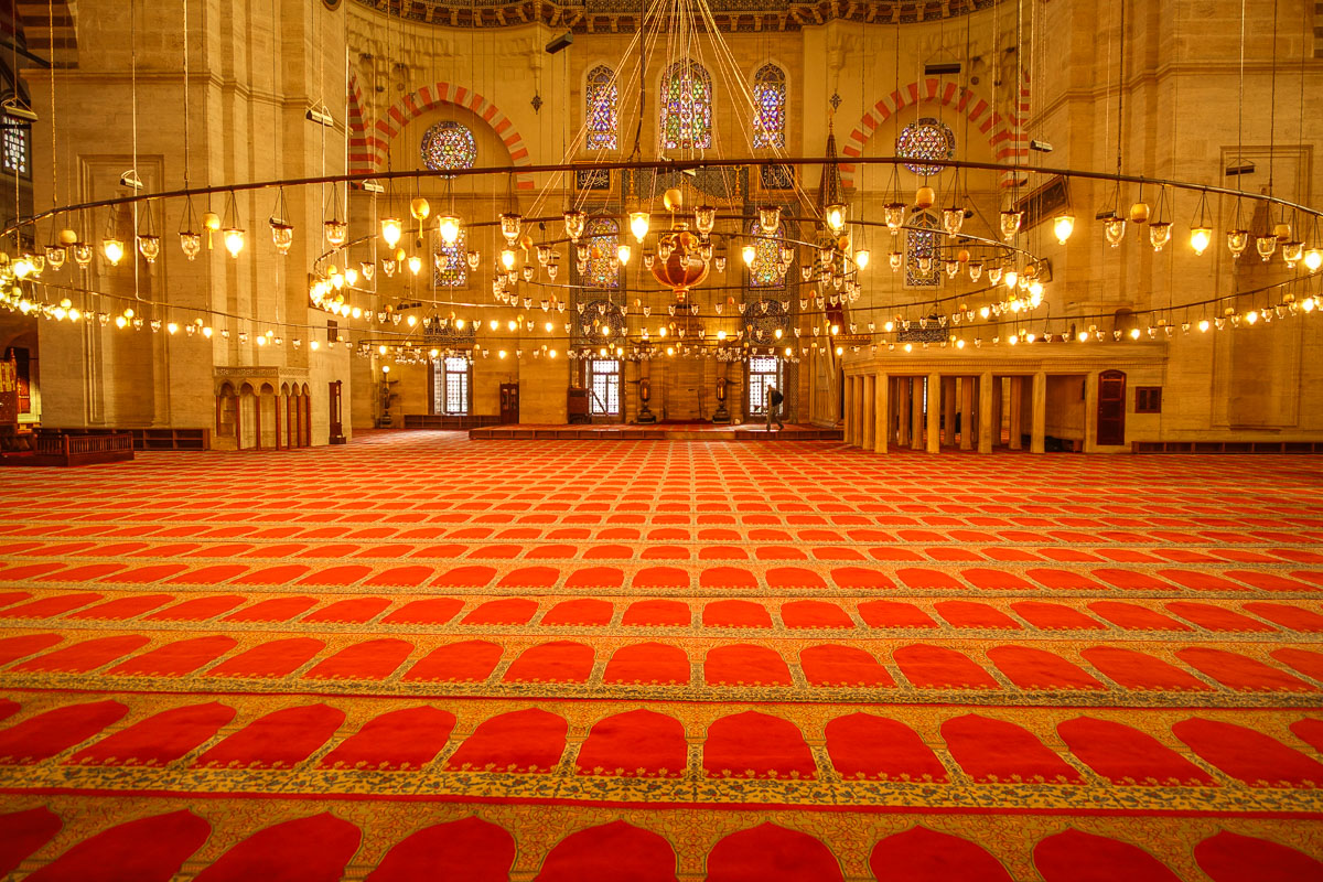 Süleymaniye Mosque prayer carpet