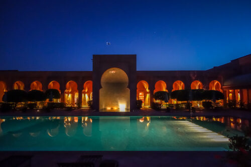 Amanjena pool at night